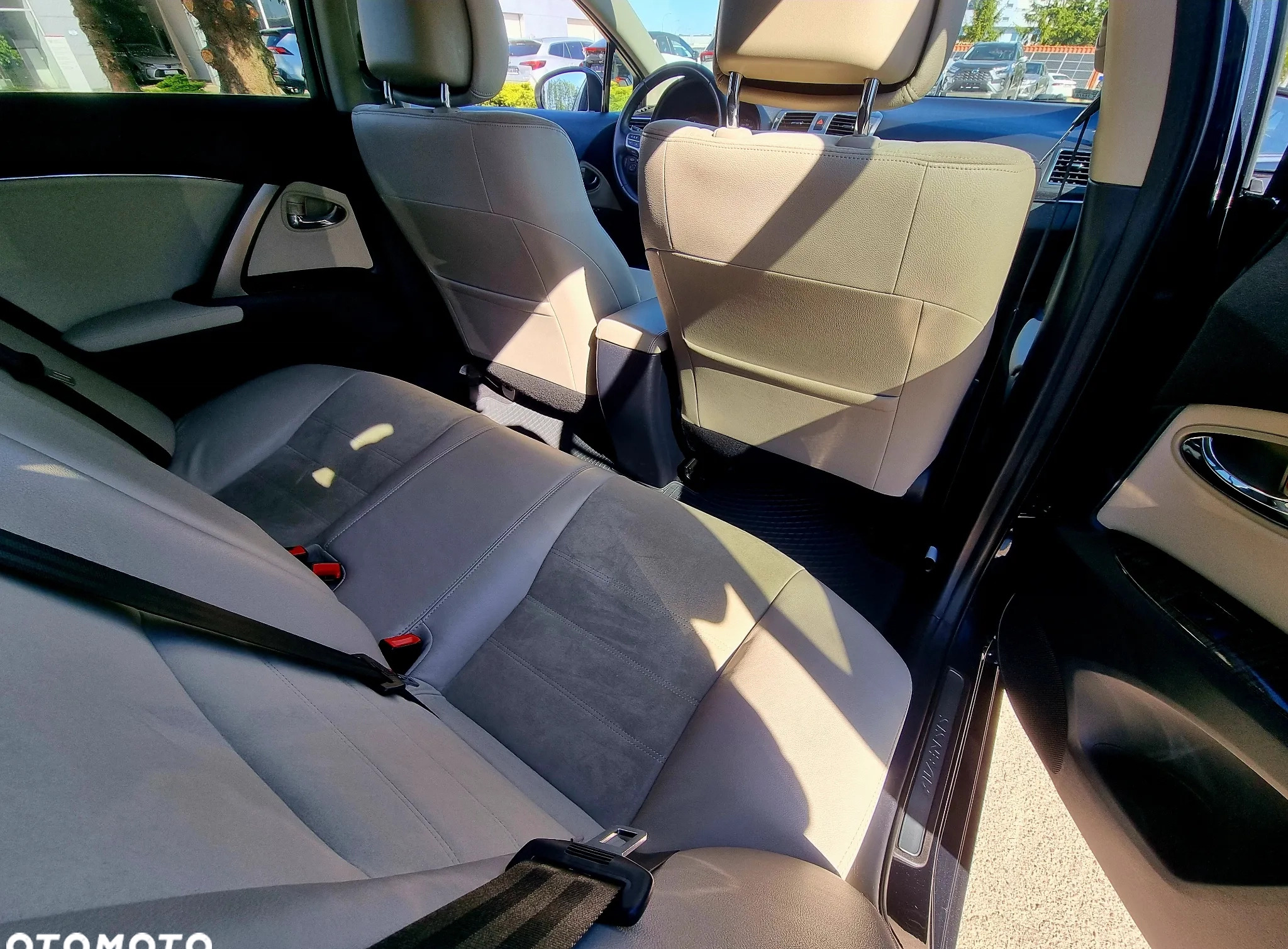 Toyota Avensis cena 46900 przebieg: 173000, rok produkcji 2012 z Siedlce małe 191